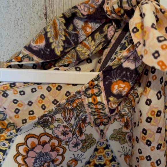 Bebop Knotted sleeves shoulder Beige Pink  + Floral Flower Dress Size 3X - Picture 10 of 16